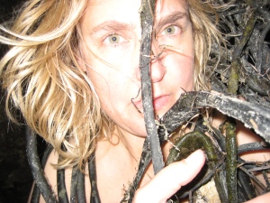 Melissa Weiss Steele Earthen Body series "Whariki Medusa" 2007 New Zealand